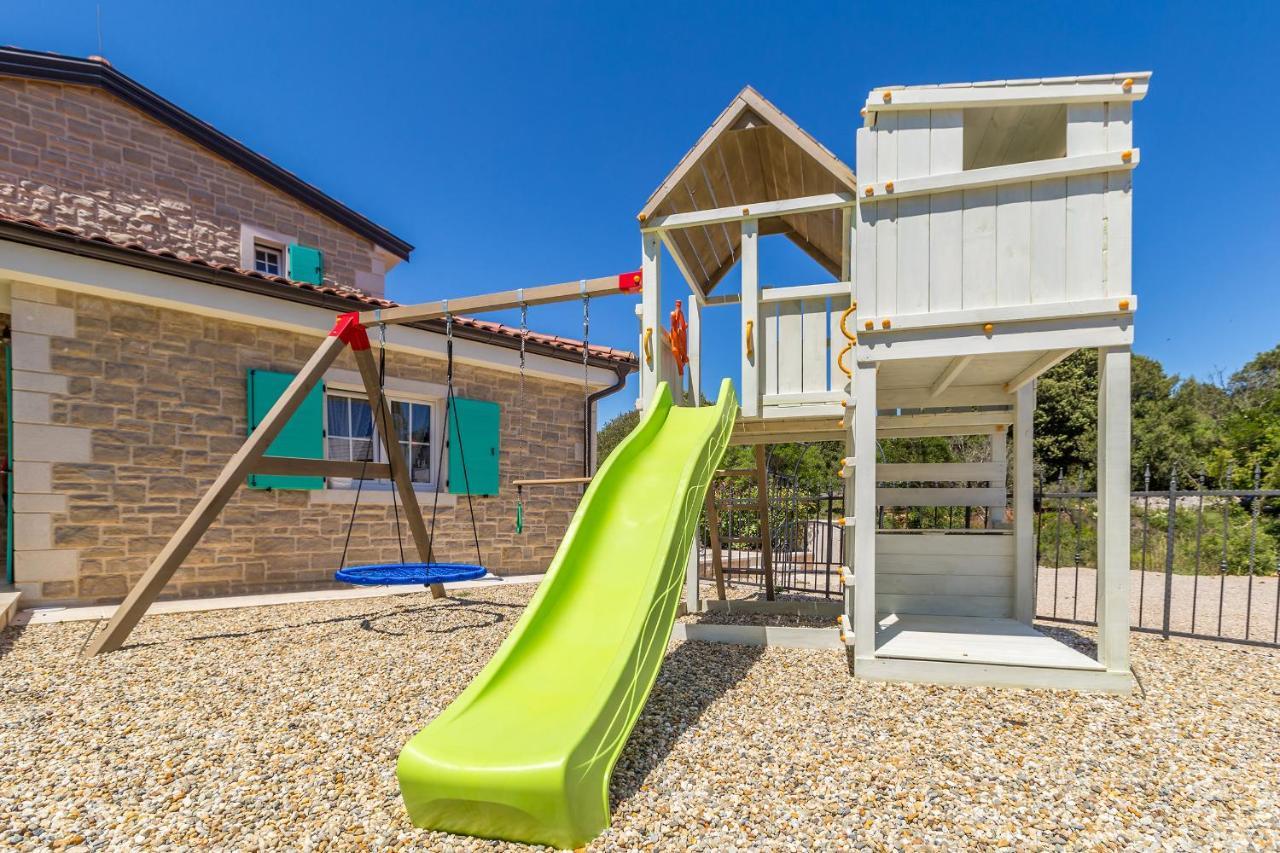 Holiday House Chiara Vrh  Exterior foto