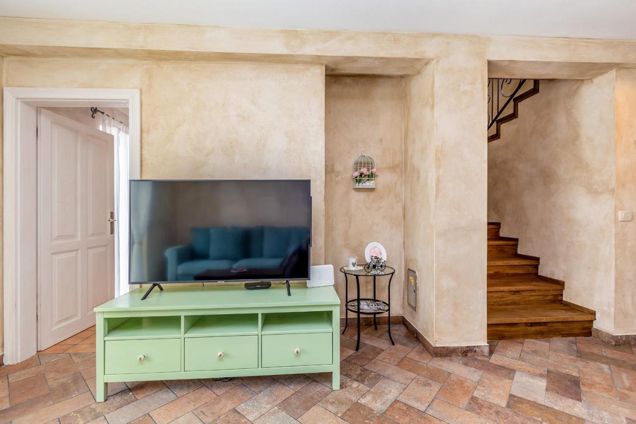 Holiday House Chiara Vrh  Exterior foto